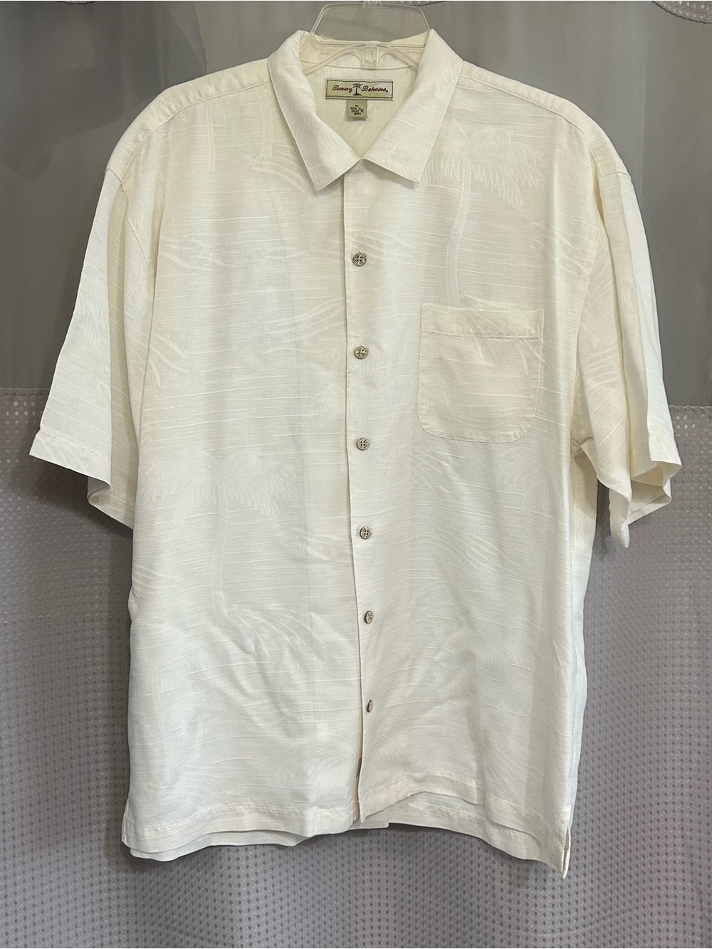 Mens 100% silk Tommy Bahama Short-Sleeve Camp Shirt in Off-White